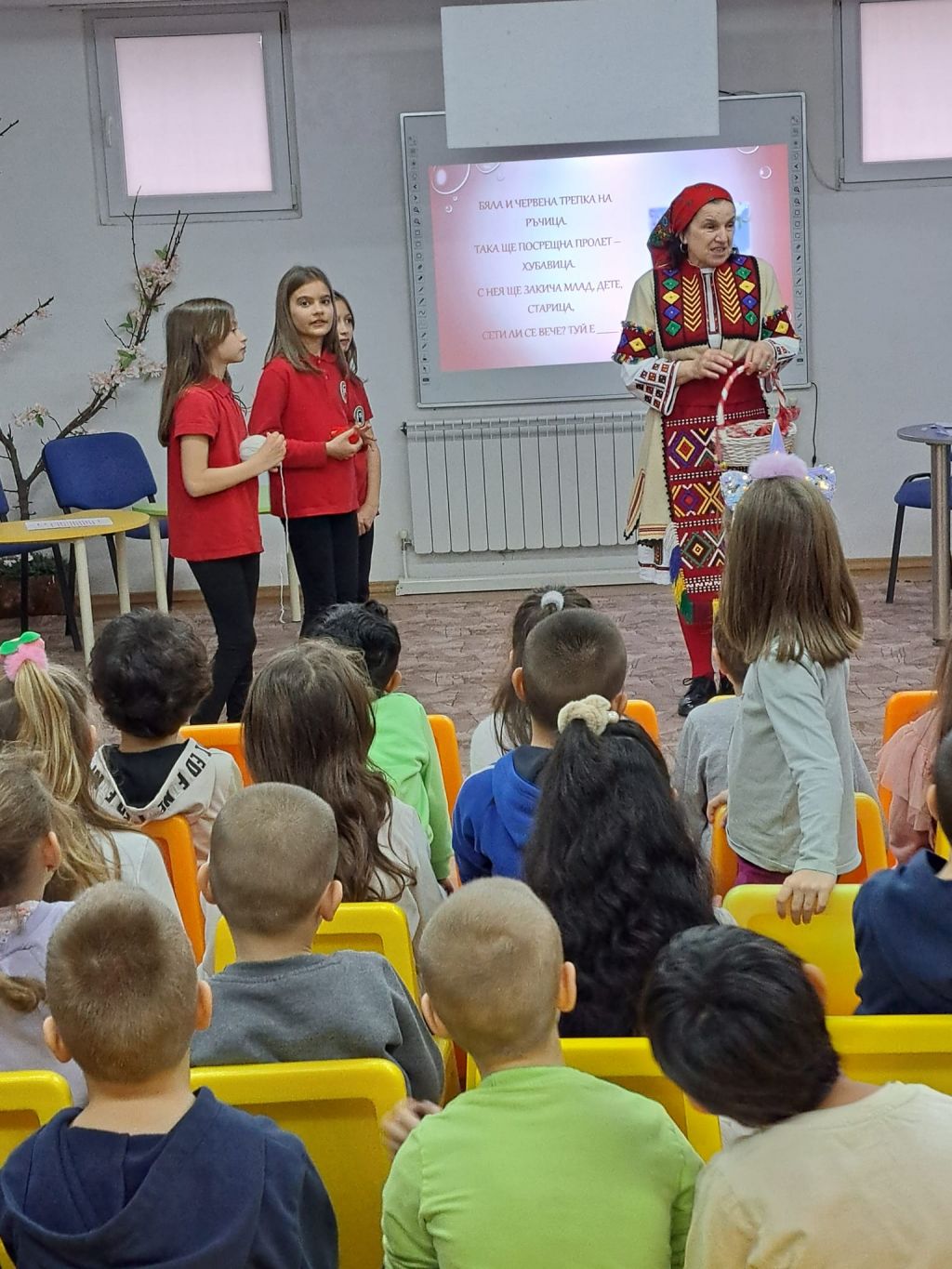 Среща с ученици от III ОУ "Христо Ботев" - ДГ Пролет - Сандански