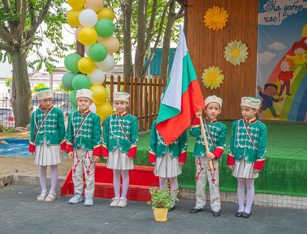Тържествено изпращане на випуск 2024 г. - ДГ Пролет - Сандански