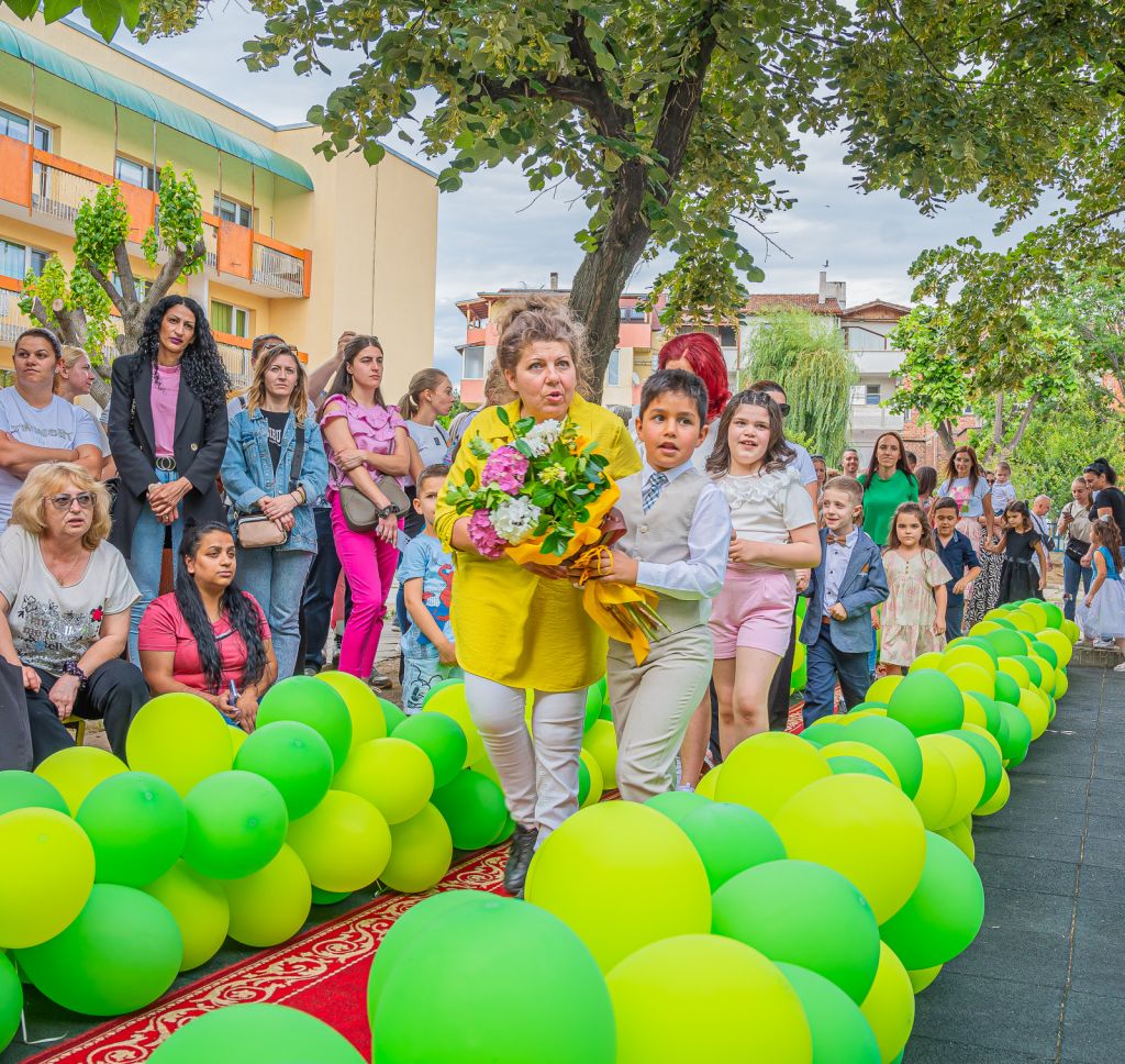 Тържествено изпращане на випуск 2024 г. - ДГ Пролет - Сандански